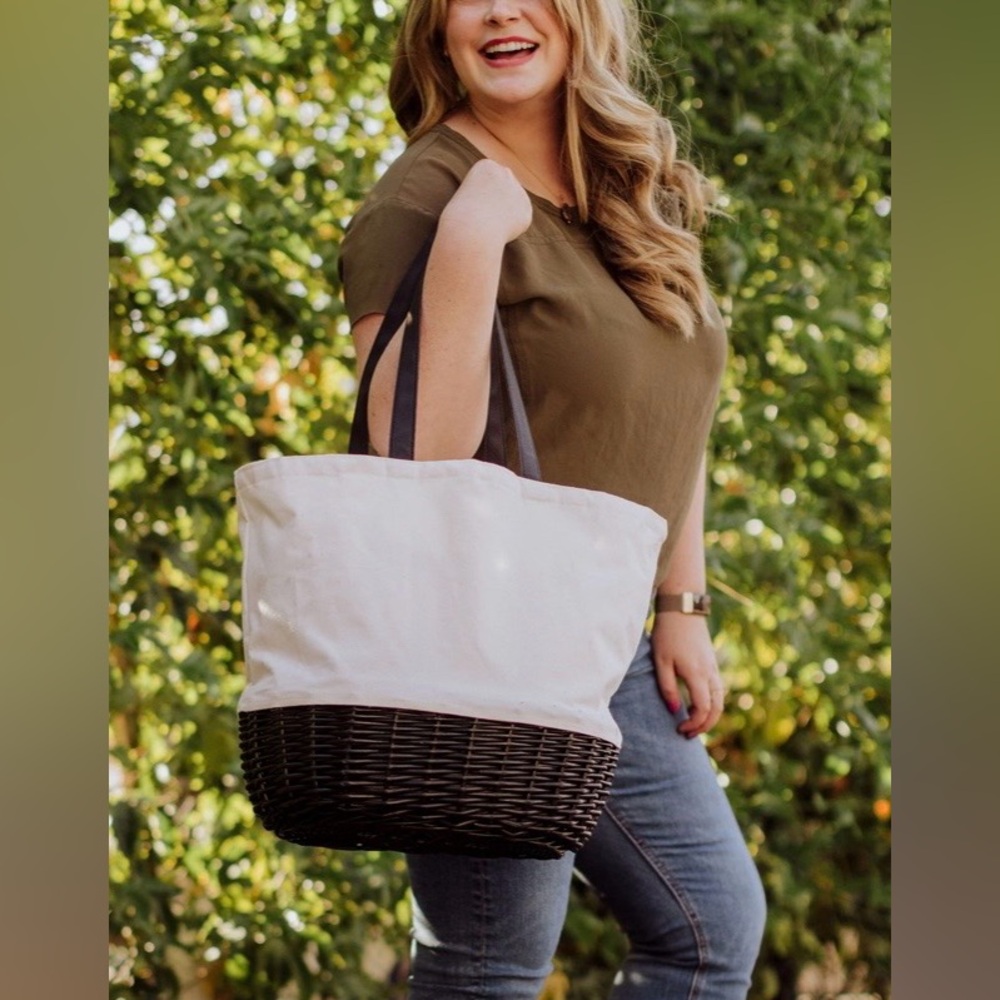NWT Picnic Time willow basket Coronado White and Black Woven Tote Bag